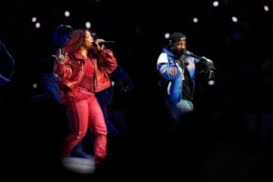 Kendrick Lamar revoluciona el Super Bowl 59 con un show lleno de mensaje y emoción