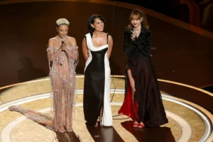 Las actuaciones musicales que brillaron en los Oscar 2025