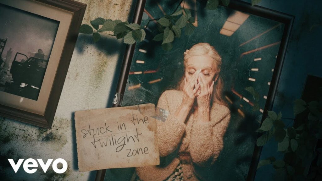 Ariana Grande - twilight zone