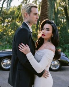 ¡DEMI LOVATO SE HA CASADO! EN UNA ROMÁNTICA CEREMONIA EN CALIFORNIA