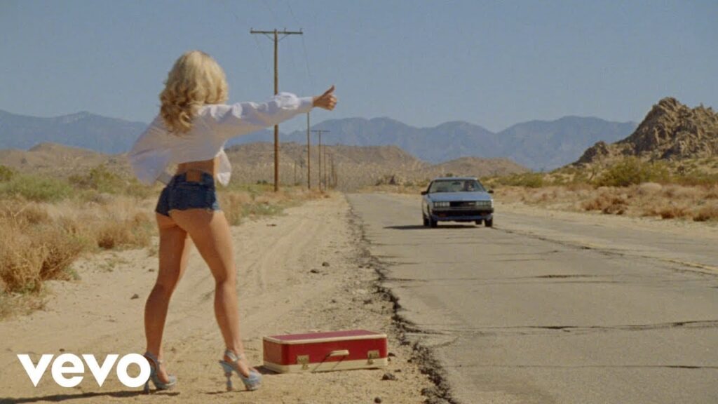 Sabrina Carpenter - Manchild