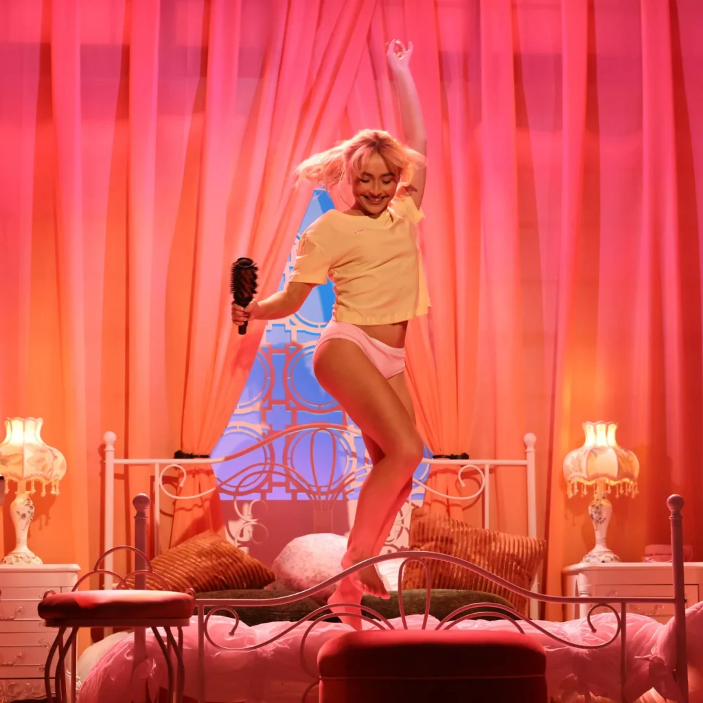 La polémica de Sabrina Carpenter:escenario de SNL