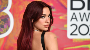 ¿Dua Lipa demanda a Samsung? Todo sobre el uso de su imagen